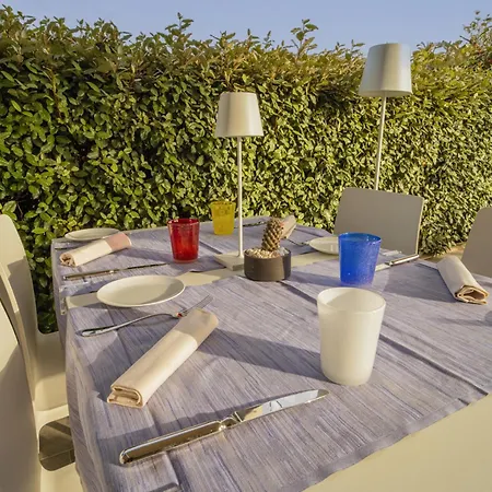 Isa - With Panoramic Swimming Pool In Just 850 Mt From The Sea Porto San Paolo (Sardinia)