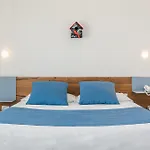 Isa - With Panoramic Swimming Pool In Just 850 Mt From The Sea 3* Porto San Paolo (Sardinia)