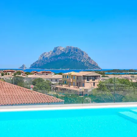 Isa - With Panoramic Swimming Pool In Just 850 Mt From The Sea 3* Porto San Paolo (Sardinia)