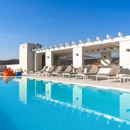 아파트호텔 Isa - With Panoramic Swimming Pool In Just 850 Mt From The Sea 포르토산파울로