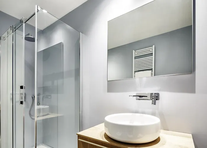 Apartmanhotel Isa - With Panoramic Swimming Pool In Just 850 Mt From The Sea Porto San Paolo